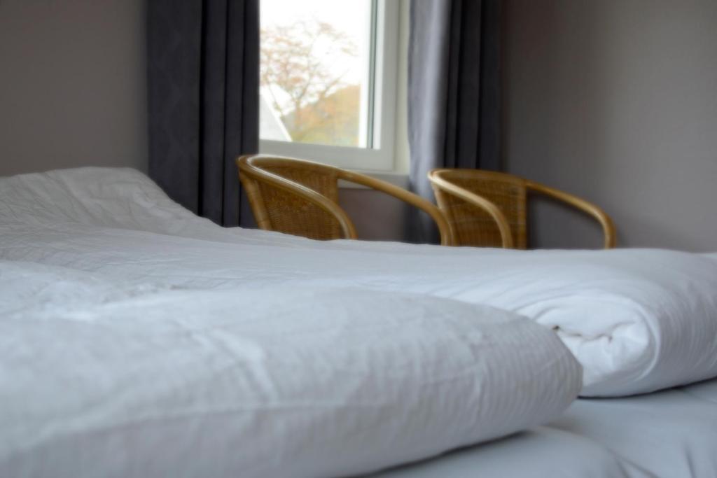 Sentrum Hotel Nordfjordeid Cameră foto